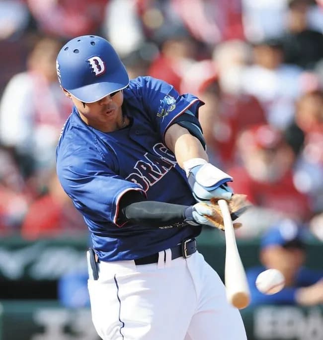 大記録阻止!中日・細川成也、7回完全投球、プロ初先発の広島・栗林から8回に意地のチーム初安打w