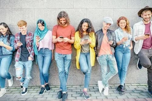 【悲報】Z世代さん、陰で「若害」と呼ばれてガチで嫌われまくっていたwwwwwwwwww