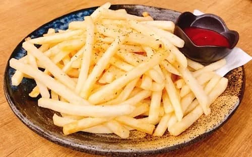 【悲報】飲み会上司「何か3つくらいツマミ頼んどいて」有能ワイが頼んだ結果wwwwwwwwww