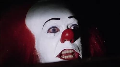 【画像】イオンで殺人ピエロ(2m・120kg・筋骨隆々)3人から72時間逃げ切ったら20億円wwwwwwwwww