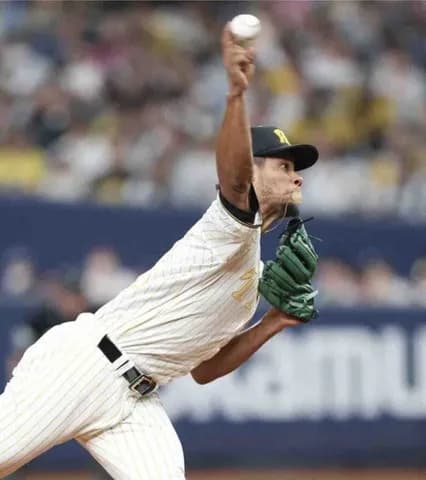 阪神 モレッタが3者連続三振で魅せる 宝刀「逆スラ」も披露 「前の試合から修正できた」