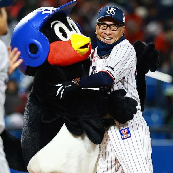 ヤクルト池山監督、開幕5試合でバント0wwwww