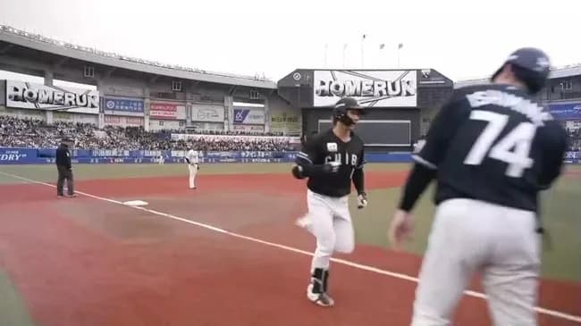 【ロッテ対ソフトバンク3回戦】ロッテ・藤原、ソフトバンク・上茶谷から今季第1号ソロホームラン!1点差に詰め寄る!!!!!!!!!!!!