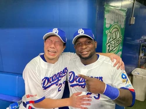 【悲報】専門家「中日は優勝候補」「ヤクルト最下位は鉄板」→現在の順位がヤバすぎるwwwwwwwwww