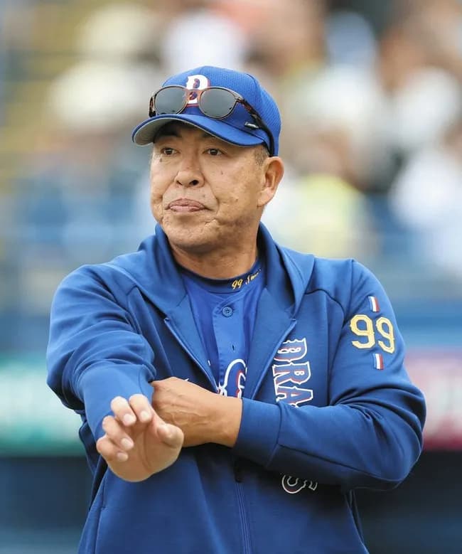 【悲報】中日・井上監督「ピッチングコーチが『斎藤も絶好調です』って言うから使った」