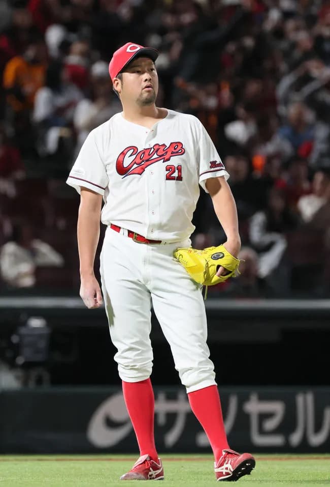 広島vs巨人@マツダスタジアム 22,556人 21,860人
