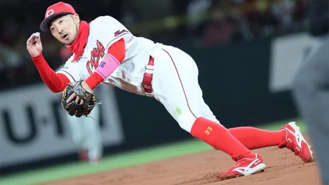 【朗報】カープ菊池涼介、36歳でもファインプレー連発!巨人戦で森翔平を何度も助ける