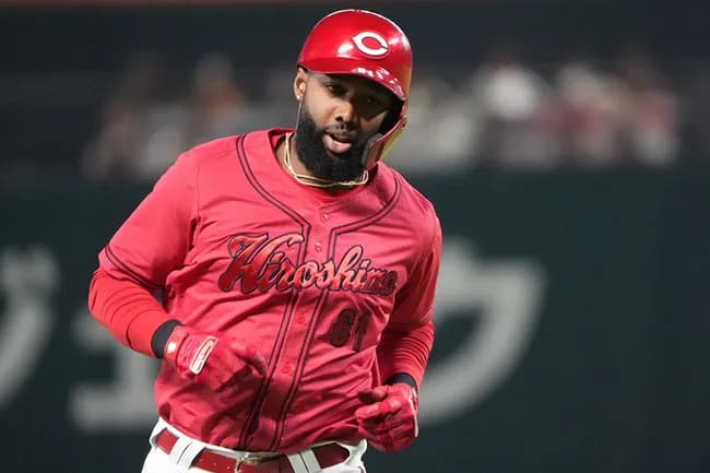 【悲報】広島ファビアン「ファンのみなさん球場に来てください」空席目立つマツダスタジアム