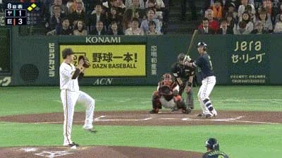 【巨人対ヤクルト1回戦】ヤクルト、8回表無死二三塁から古賀のセカンドゴロの間に三塁ランナーが生還し1点差に詰め寄る!!!!!