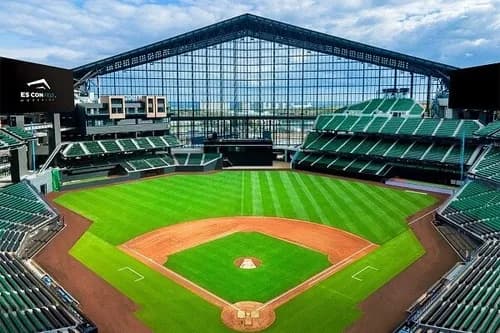 上沢3年ぶりのエスコンへ 小久保監督「ソロOKくらいの気持ちで。逆に縮こまる」