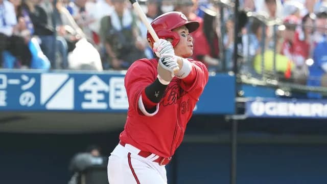 カープ坂倉反撃1号2ラン!大盛先制打&マルチ!岡本-高-島内0封リレー!ターノック4回4失点で来日初黒星。逆転負けで借金1【広島3-4DeNA/試合結果】