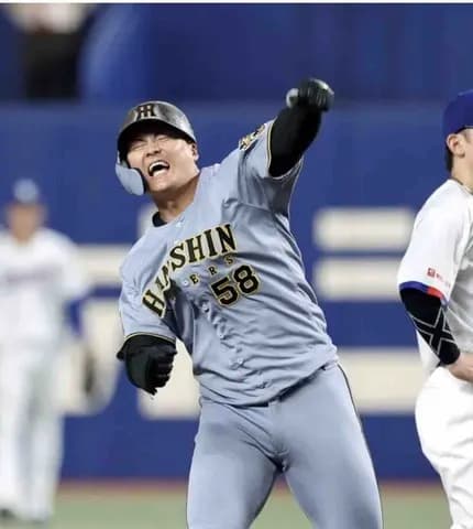 阪神・前川 代打で決めた!父と祖母の前で今季初安打が殊勲打「腹をくくっていけた」 九回ミラクル大逆転で今季初首位浮上