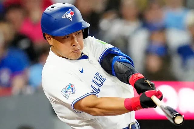 【悲報】岡本和真さん 打率.220 2本 3打点 出塁率.291 長打率.360 OPS.651