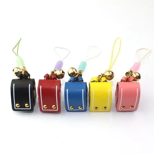 【悲報】占いYouTuberさん「小学校でお守り禁止にされた!特定の宗教だからダメだと!」→ 真相がヤバすぎるwwwwwwwwww