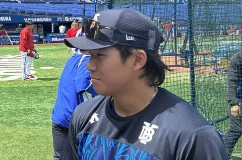 DeNA遊撃争いがついに終止符? ドラ3・宮下がプロ初本塁打&強肩披露 相川監督も「頬を緩める」納得の起用