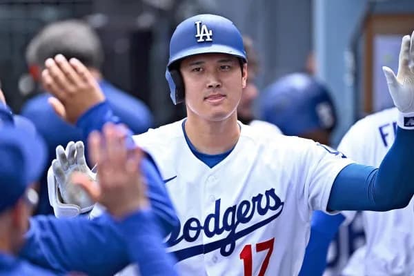 大谷翔平 15試合 .286 5 10 出塁率.425 長打率.571 ops.996 1勝0敗 12回 防0.00