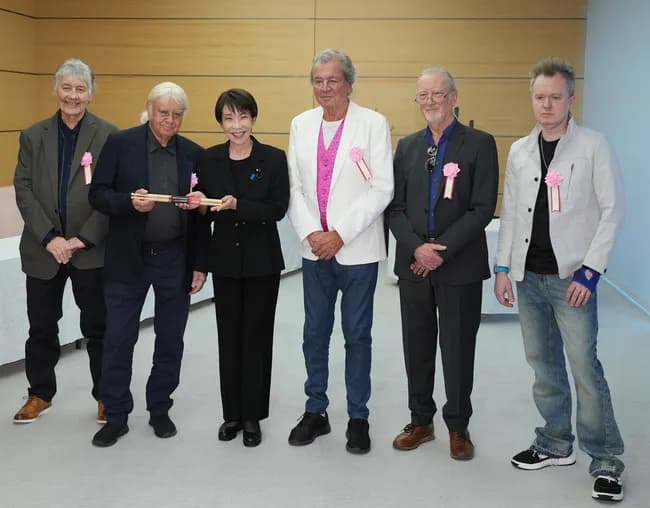 【悲報】自民幹部、困る「高市総理がXでしか物を言わなくてどんどん孤立している」