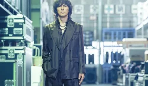 【衝撃】B'z稲葉浩志さん(61)、近影が30代に見えると話題にwwwwwwwwww