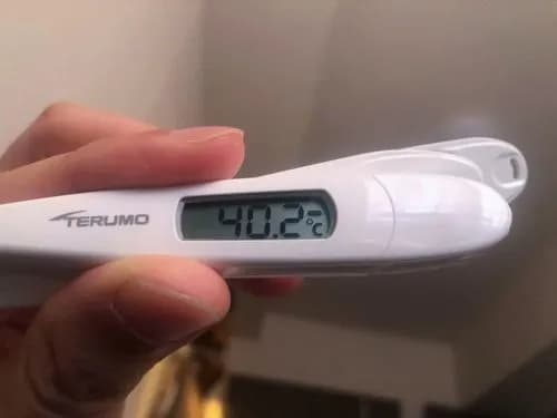【悲報】体温が40℃超えたときあるある、ガチでヤバすぎるwwwwwwwwww