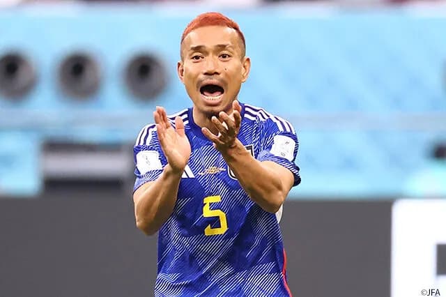 サッカー日本代表「長友遠藤板倉で3枠潰してます」←これwwwwwwwwwww