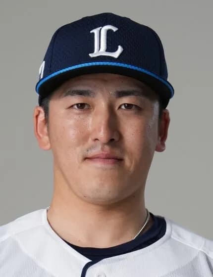 隅田知一郎(西) 防御率2.42 5勝2敗 63.1回 55奪三振 K/BB5.50 WHIP1.03 xFIP2.48