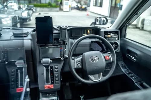 【悲報】ワイ「大きいのですみません」タクシー運転手さん「細かいの無いの?困るんだよね」・・・・・・・・・