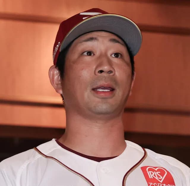 塩川達也 現役通算70安打 ←これで監督代行wwwwww