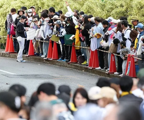 中野拓夢「全員サインするから」 1時間以上の大サービス