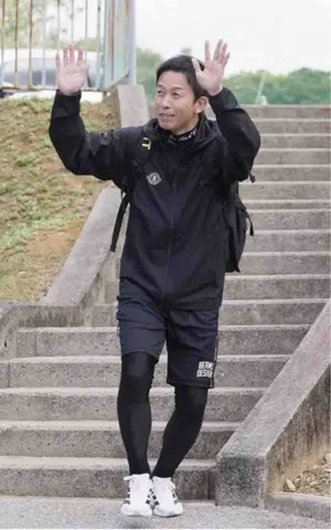 【阪神】赤星憲広臨時コーチ「走塁だけじゃなくいろいろ聞いて！」４年連続熱烈指導